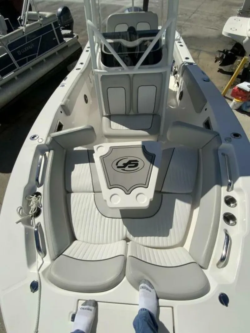 Slide: The Image of Sea Fox 228 Commander 2022 - 31