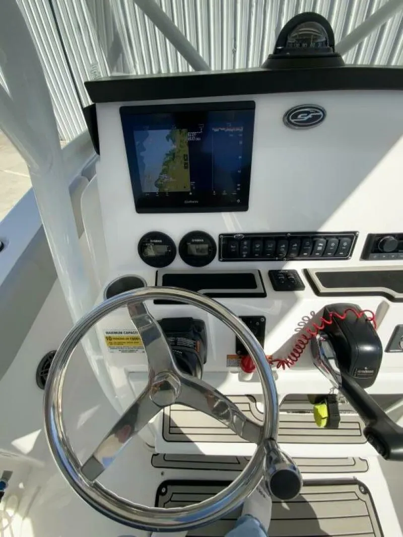 Slide: The Image of Sea Fox 228 Commander 2022 - 38