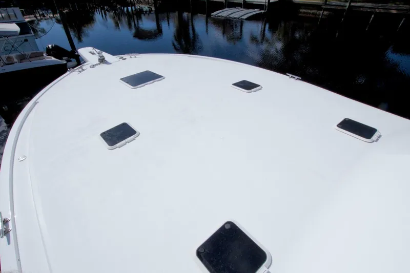 Slide: The Image of Viking 53 Convertible 1990 - 17