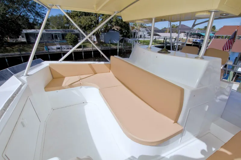 Slide: The Image of Viking 53 Convertible 1990 - 40