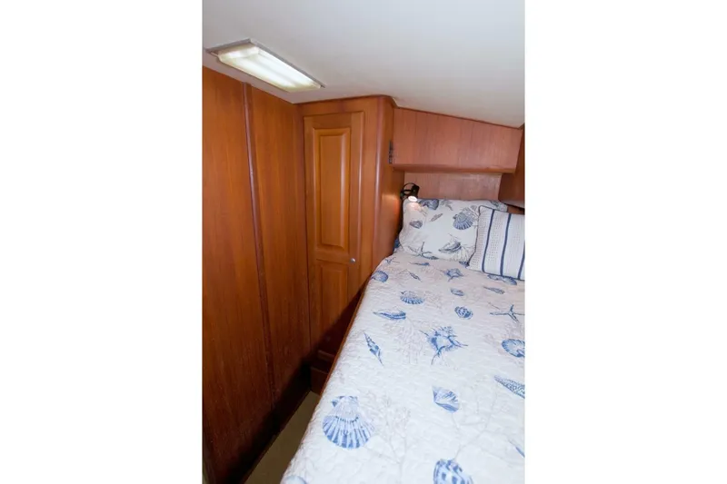 Slide: The Image of Viking 53 Convertible 1990 - 81