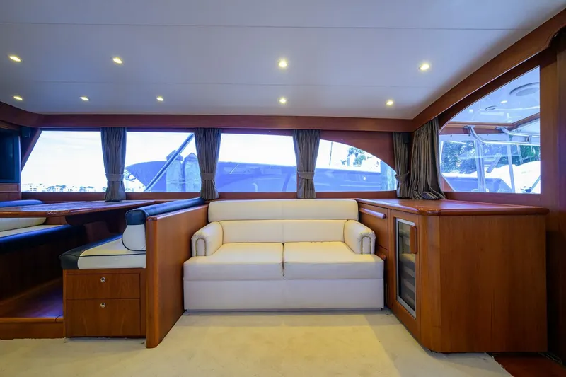 Slide: The Image of Merritt Yachts 1987 - 17