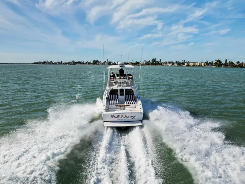 Slide: The Image of Bertram 35 Flybridge 2017 - 57