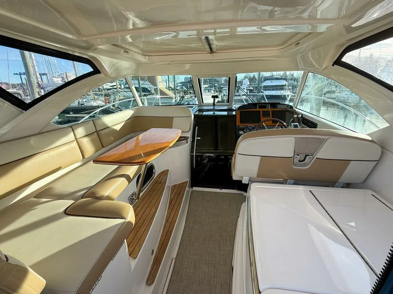 Slide: The Image of Tiara 3600 Coronet 2013 - 9