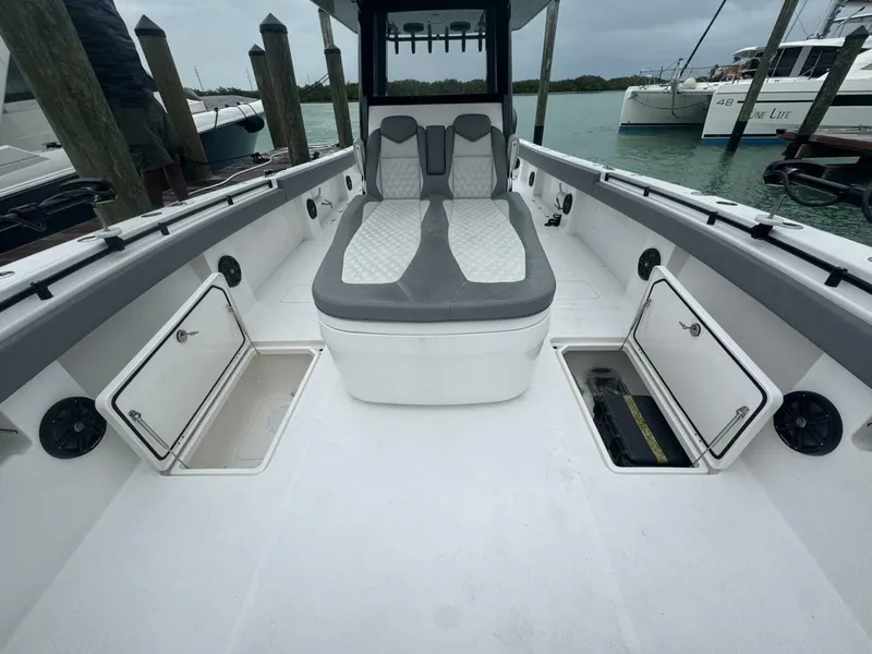 Slide: The Image of Invincible 35 Catamaran 2025 - 3