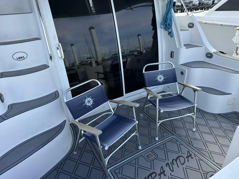 Slide: The Image of Carver Yachts 36 SS 2005 - 14