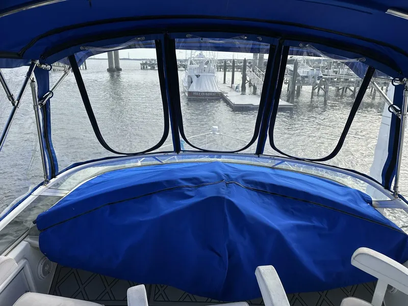 Slide: The Image of Carver Yachts 36 SS 2005 - 19