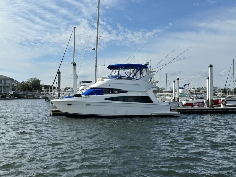 Slide: The Image of Carver Yachts 36 SS 2005 - 2