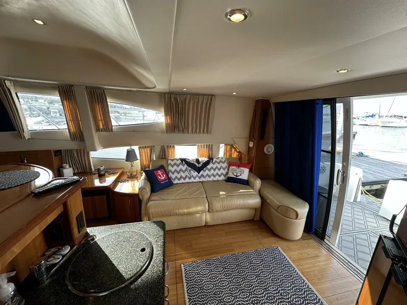 Slide: The Image of Carver Yachts 36 SS 2005 - 25