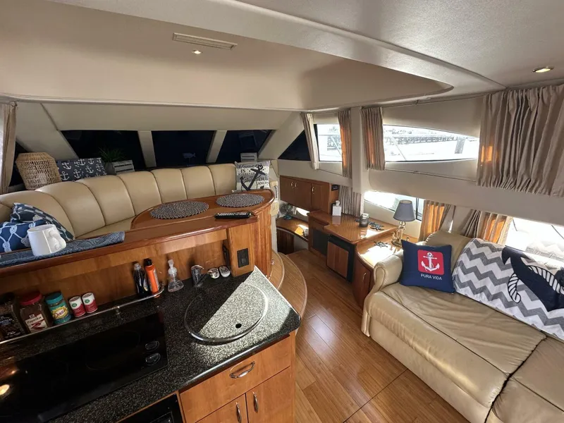 Slide: The Image of Carver Yachts 36 SS 2005 - 26