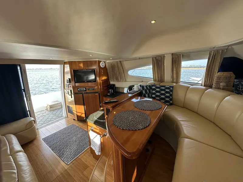 Slide: The Image of Carver Yachts 36 SS 2005 - 28