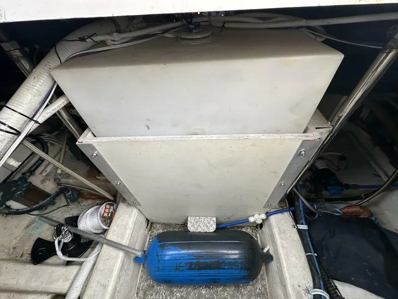Slide: The Image of Carver Yachts 36 SS 2005 - 67