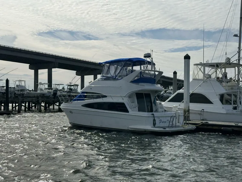 Slide: The Image of Carver Yachts 36 SS 2005 - 7