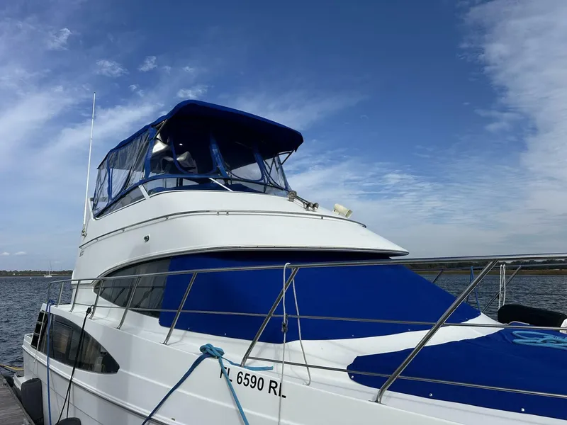 Slide: The Image of Carver Yachts 36 SS 2005 - 9