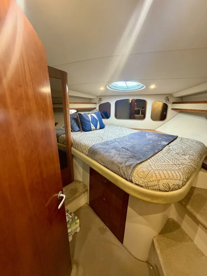 Slide: The Image of Cruisers 370 Express 2007 - 3