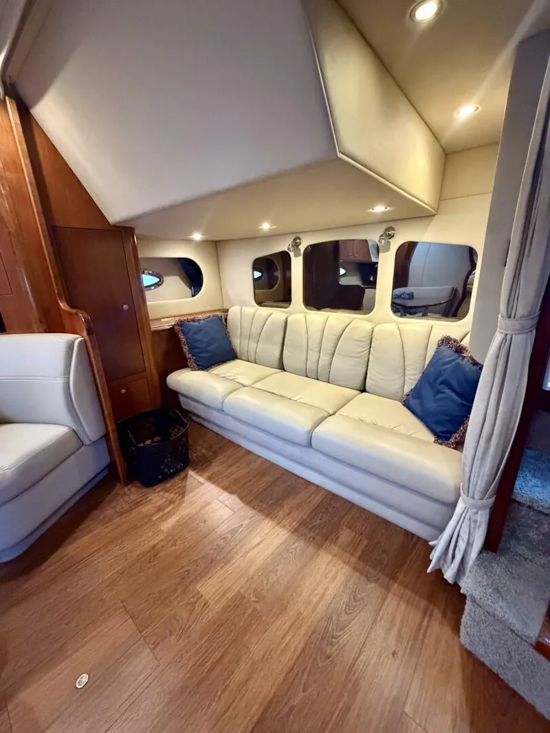 Slide: The Image of Cruisers 370 Express 2007 - 6