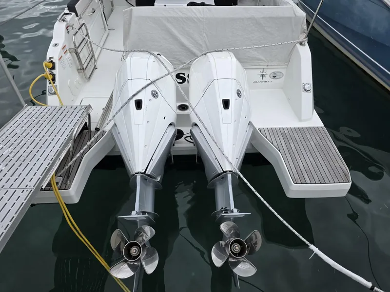 Slide: The Image of Jeanneau Leader 10.5 WA Series 2 2022 - 18