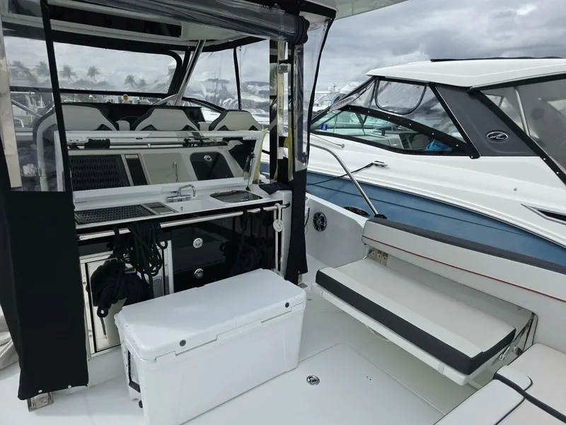 Slide: The Image of Jeanneau Leader 10.5 WA Series 2 2022 - 6