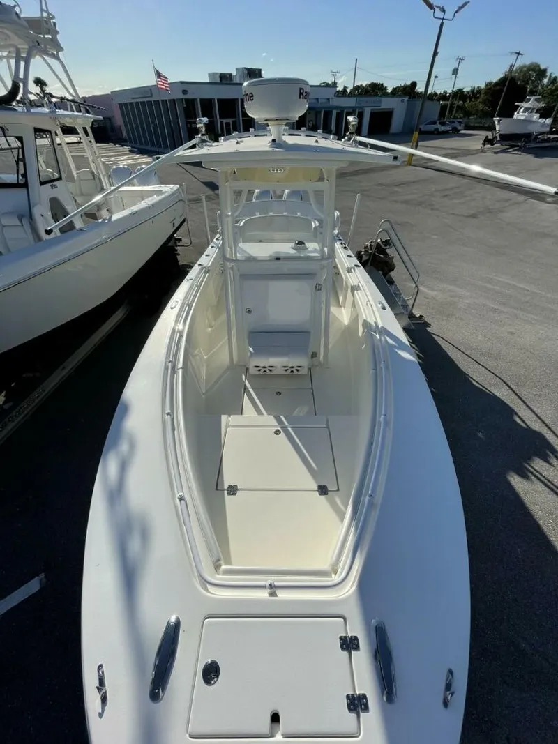 Slide: The Image of Silverhawk 2700CC 2008 - 4