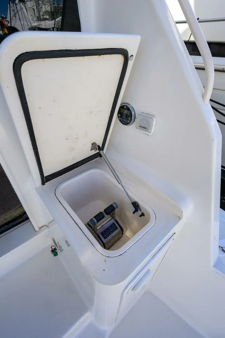 Slide: The Image of Ocean 56 Super Sport 2001 - 9