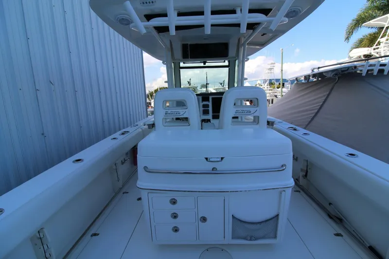 Slide: The Image of Boston Whaler 320 Outrage 2015 - 18