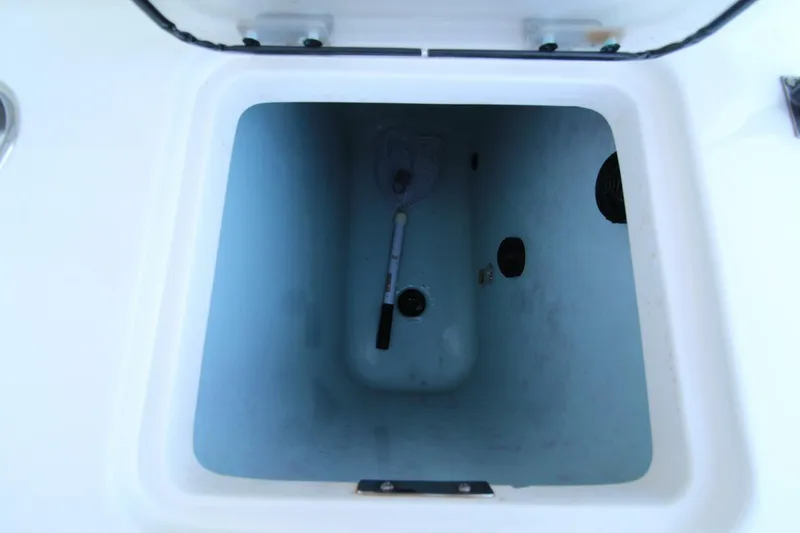 Slide: The Image of Boston Whaler 320 Outrage 2015 - 20