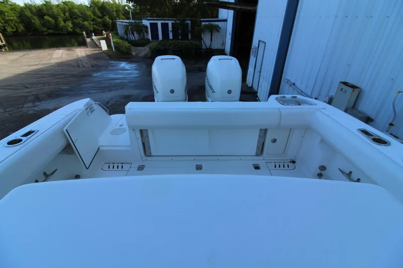 Slide: The Image of Boston Whaler 320 Outrage 2015 - 21