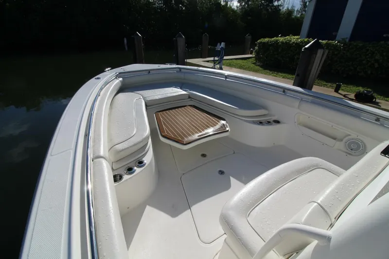 Slide: The Image of Boston Whaler 320 Outrage 2015 - 8