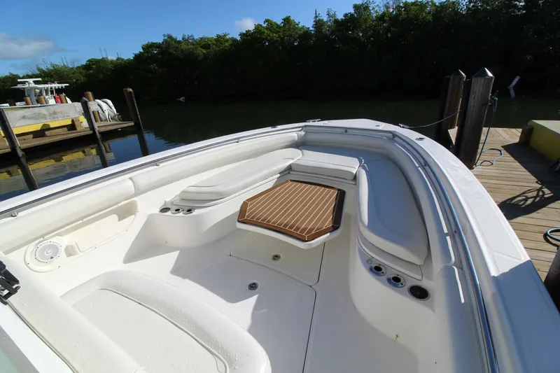 Slide: The Image of Boston Whaler 320 Outrage 2015 - 9