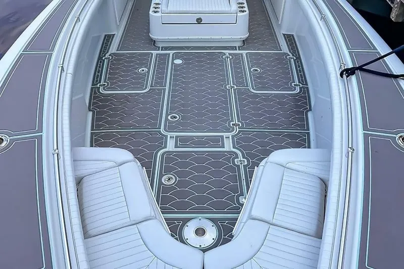 Slide: The Image of Yellowfin 36 Offshore 2014 - 15