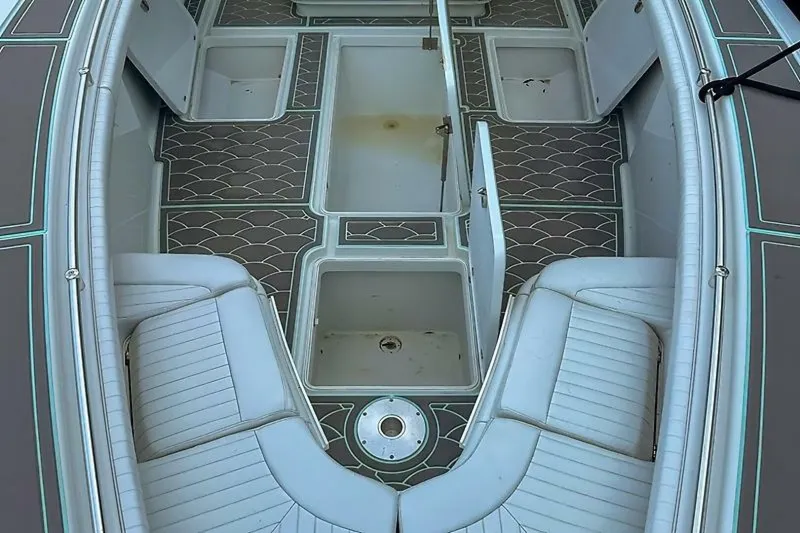 Slide: The Image of Yellowfin 36 Offshore 2014 - 17