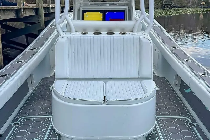 Slide: The Image of Yellowfin 36 Offshore 2014 - 22