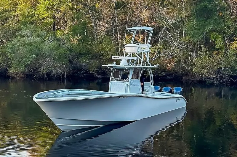 Slide: The Image of Yellowfin 36 Offshore 2014 - 6