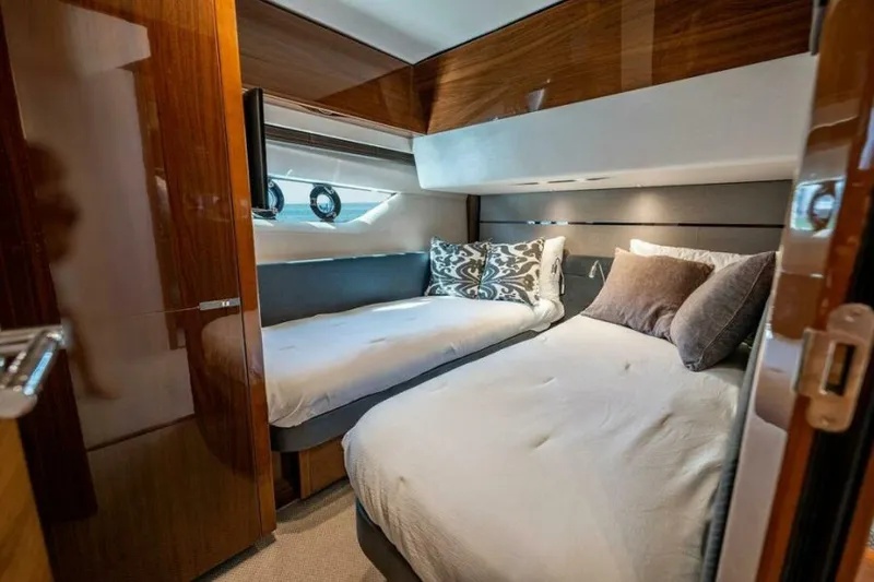 Slide: The Image of Princess S65 2016 - 13