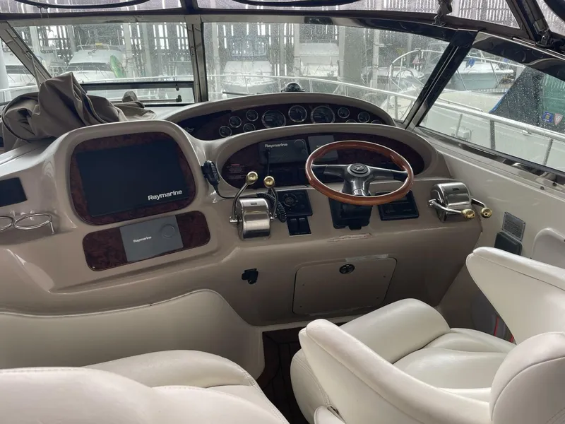 Slide: The Image of Sea Ray 380 Sundancer 2001 - 12