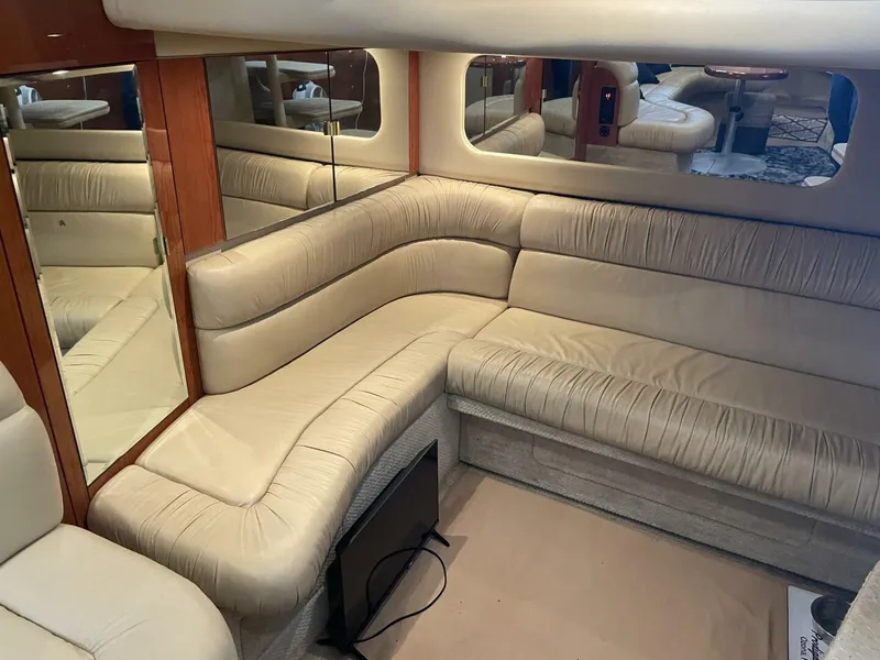 Slide: The Image of Sea Ray 380 Sundancer 2001 - 23