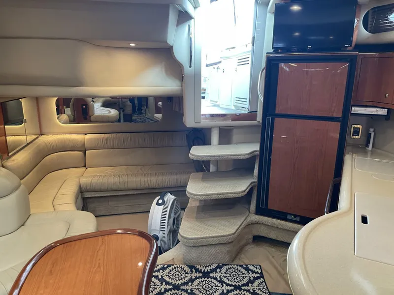 Slide: The Image of Sea Ray 380 Sundancer 2001 - 37