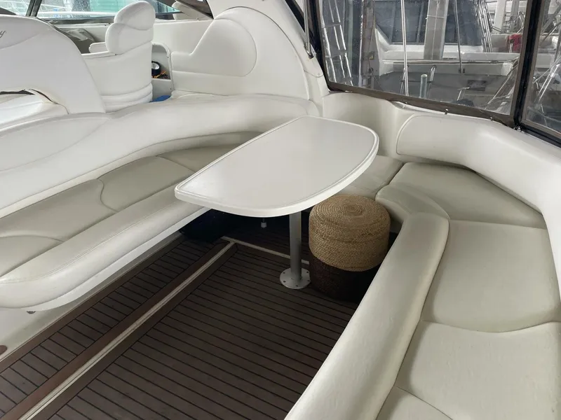 Slide: The Image of Sea Ray 380 Sundancer 2001 - 7