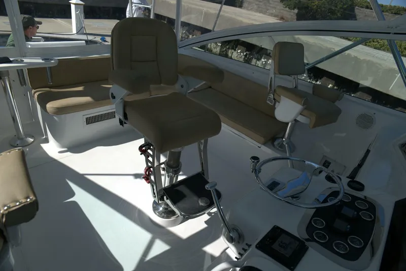 Slide: The Image of Viking 43 Open 2002 - 19