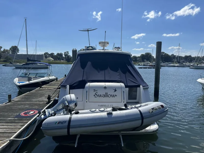Slide: The Image of Tiara 3500 Sovran 2008 - 4