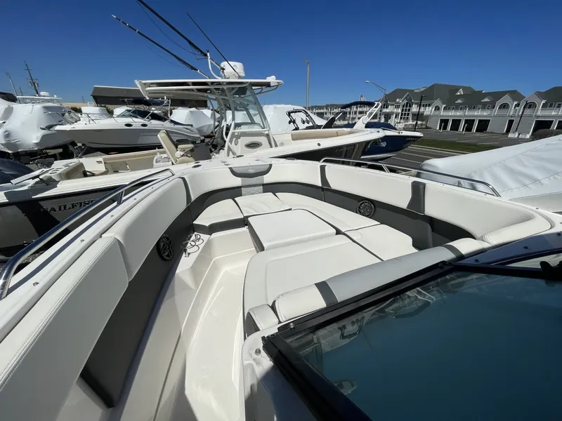 Slide: The Image of Chaparral 280 OSX 2023 - 16