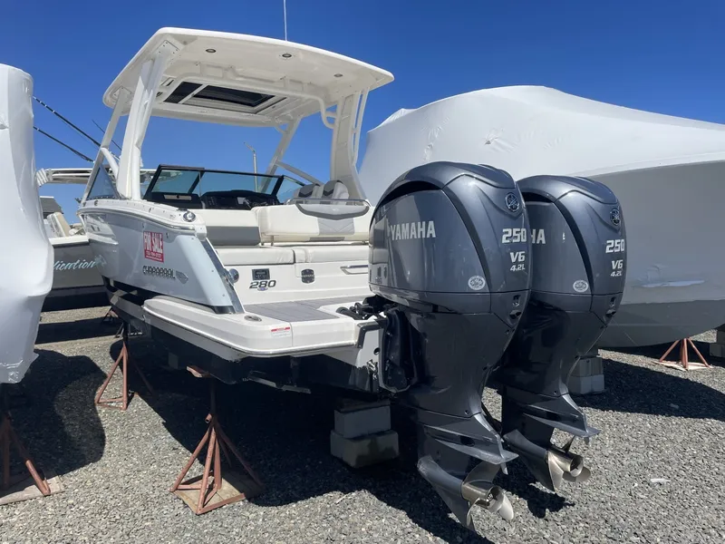 Slide: The Image of Chaparral 280 OSX 2023 - 4