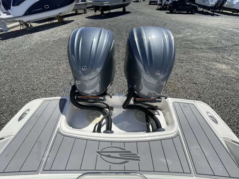 Slide: The Image of Chaparral 280 OSX 2023 - 7