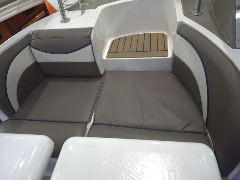 Slide: The Image of Cruisers 2008 - 42