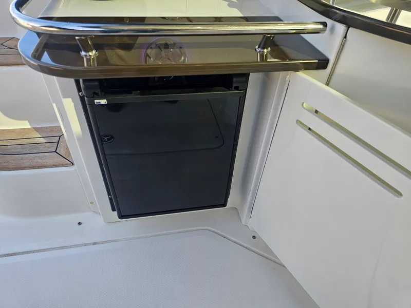 Slide: The Image of Sea Ray 500 SUNDANCER 2012 - 14