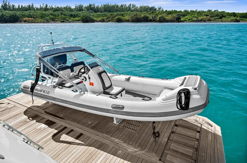 Slide: The Image of Ocean Alexander 32 L 2024 - 18
