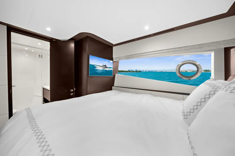 Slide: The Image of Ocean Alexander 32 L 2024 - 74