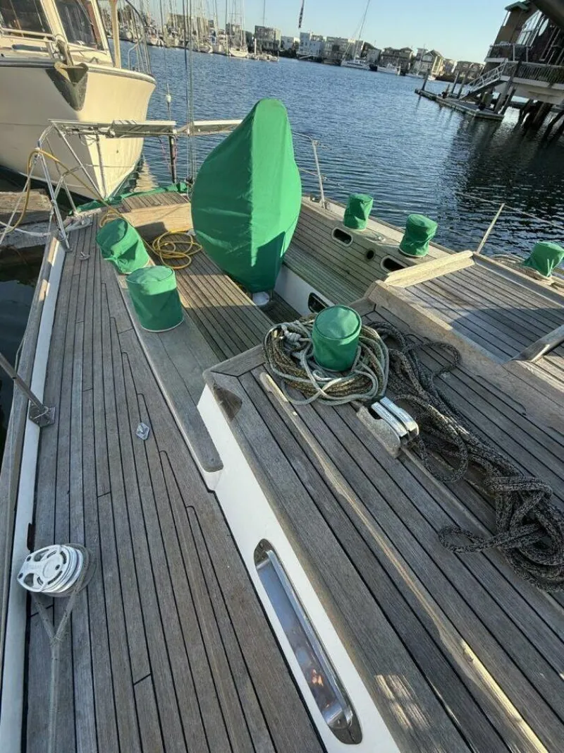 Slide: The Image of Schooner 2007 - 11