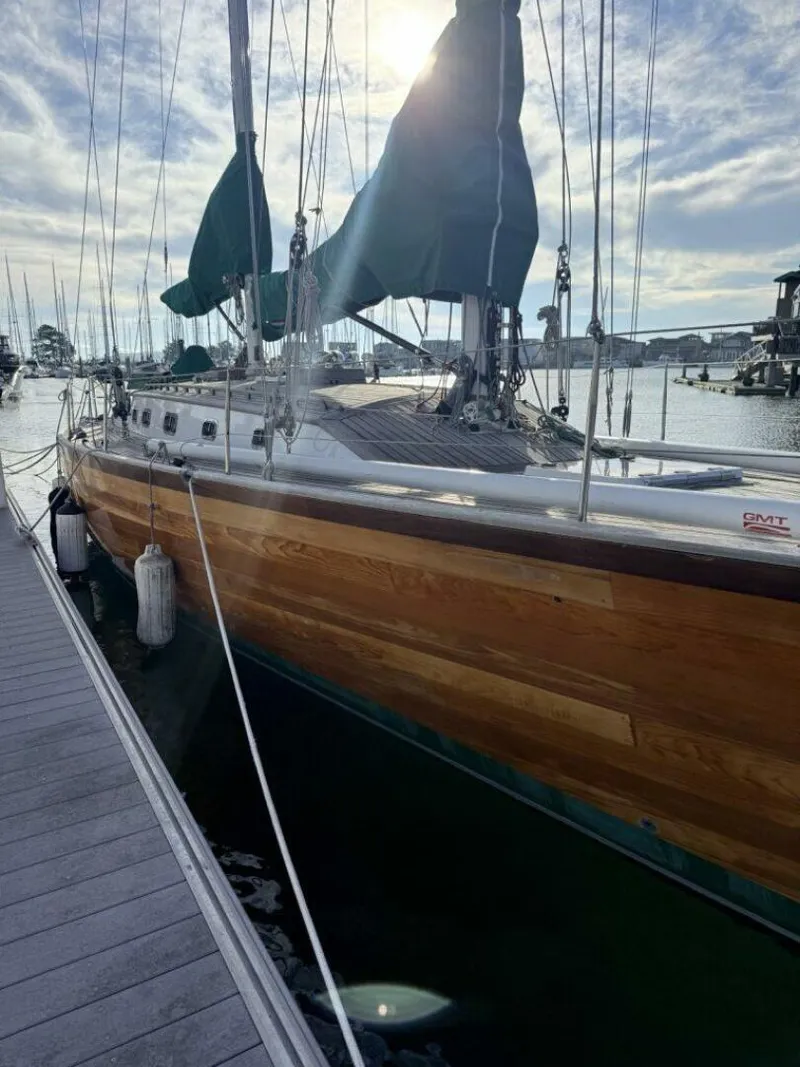 Slide: The Image of Schooner 2007 - 12