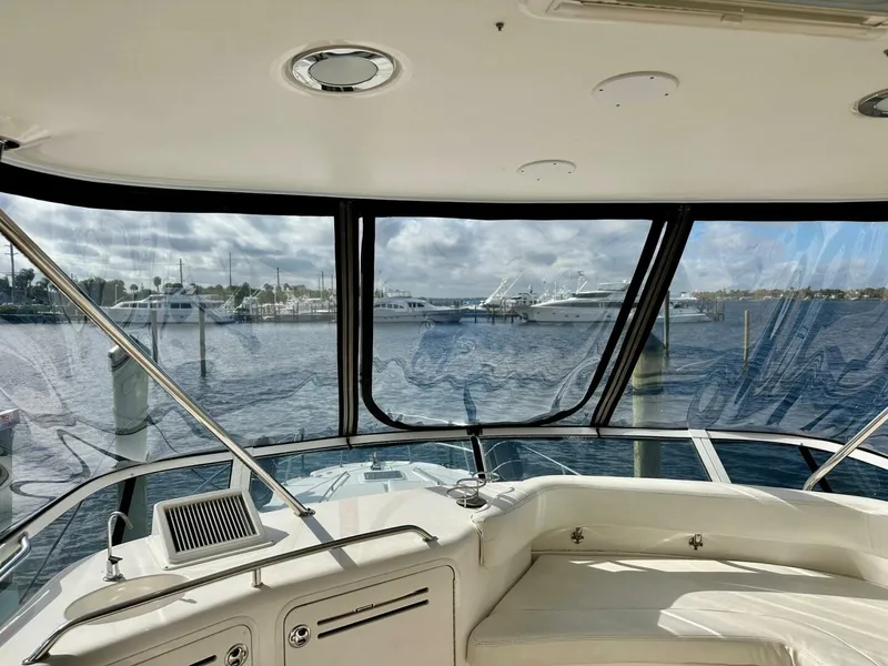Slide: The Image of Sea Ray 480 Sedan Bridge 2002 - 12